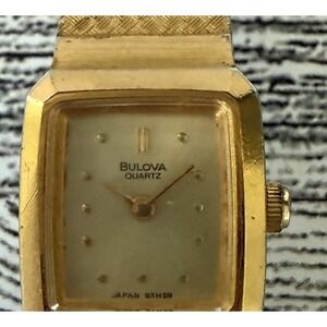 VTG Bulova Quarts Gold Womens Watch Made In Japan 7" (W3JO) Thin Band Antique